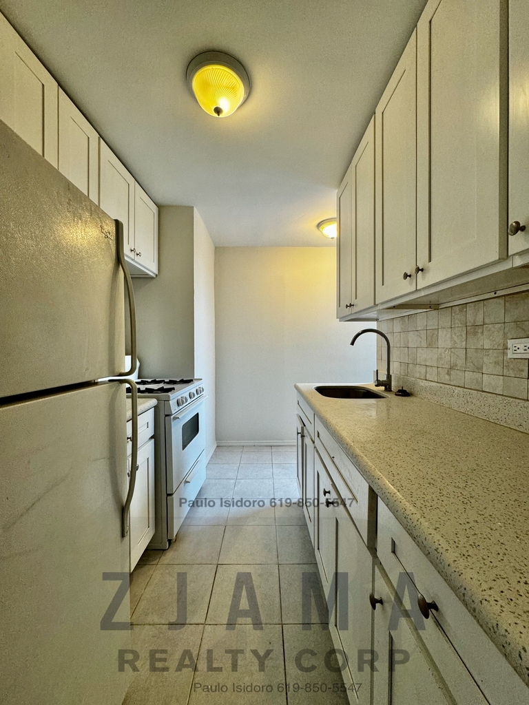 160 Parkside Avenue - Photo 8