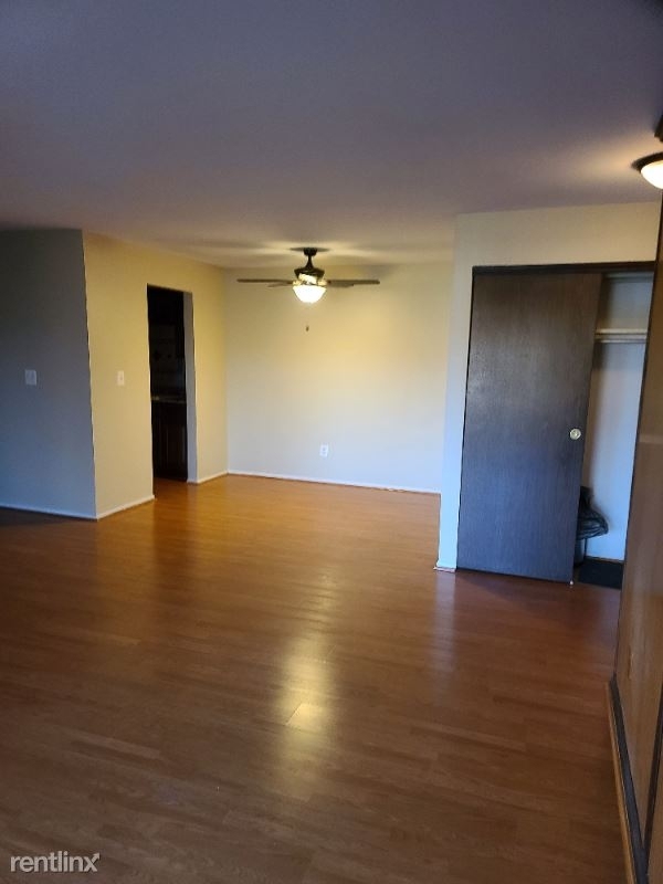 572 Somerset Lane #7 - Photo 2