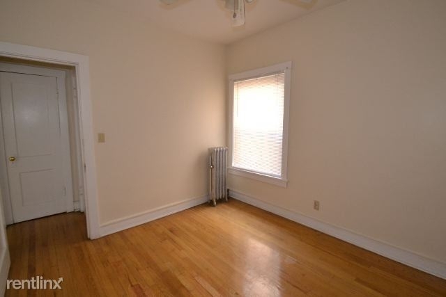 3526 N. Broadway, Unit E-4 - Photo 17