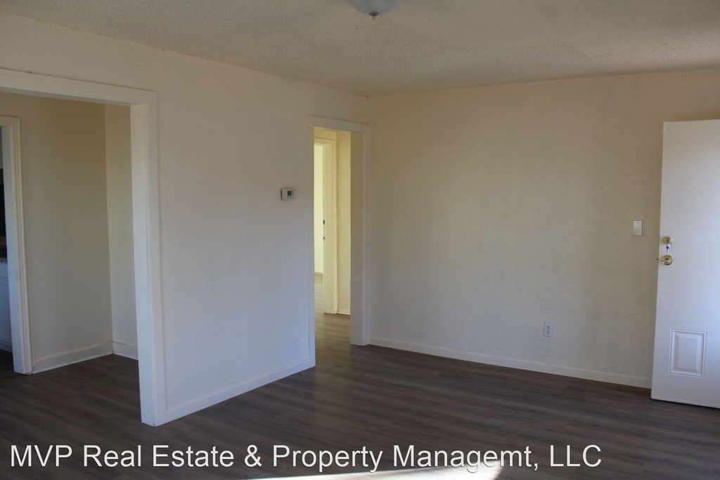 1704 Miramar Blvd - Photo 1