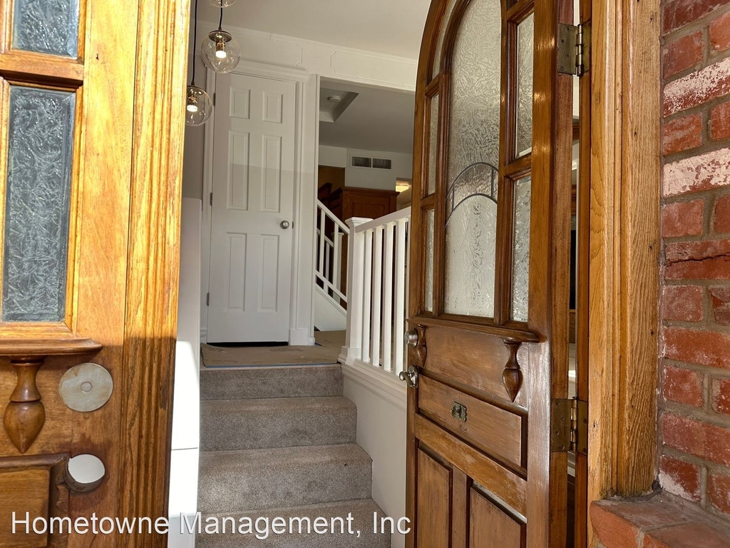 457 Pearl Street - Photo 2