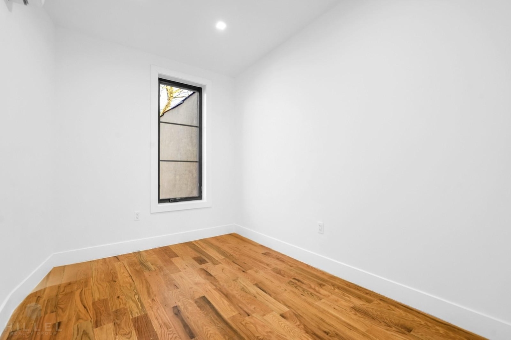 257a Tompkins Ave - Photo 4