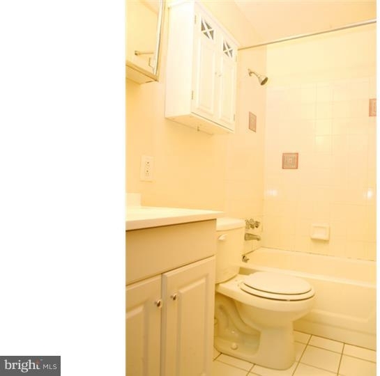 260 S 11th St - Photo 10