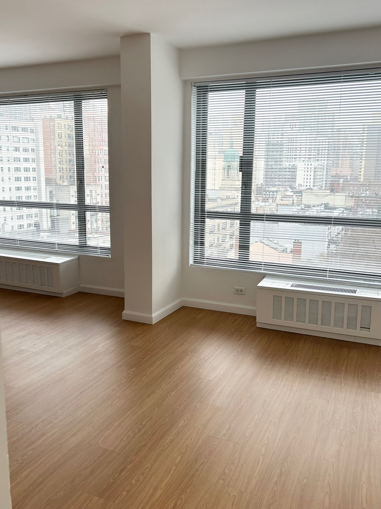 501 East 87th Street - Photo 3