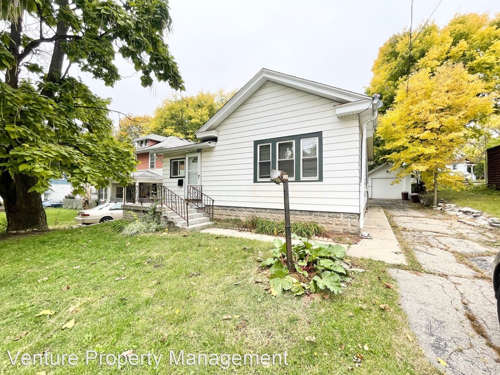 210 Fountain Ave - Photo 1