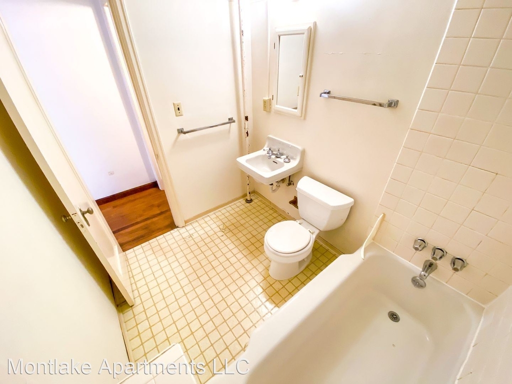 24th Ave. E. & E. Lynn St. Montlake@northwestapartments.com - Photo 1