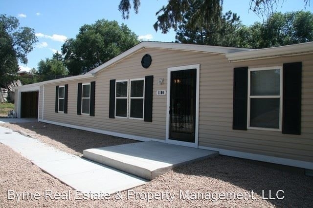 1100 Kachina Dr - Photo 0