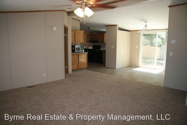 1100 Kachina Dr - Photo 2