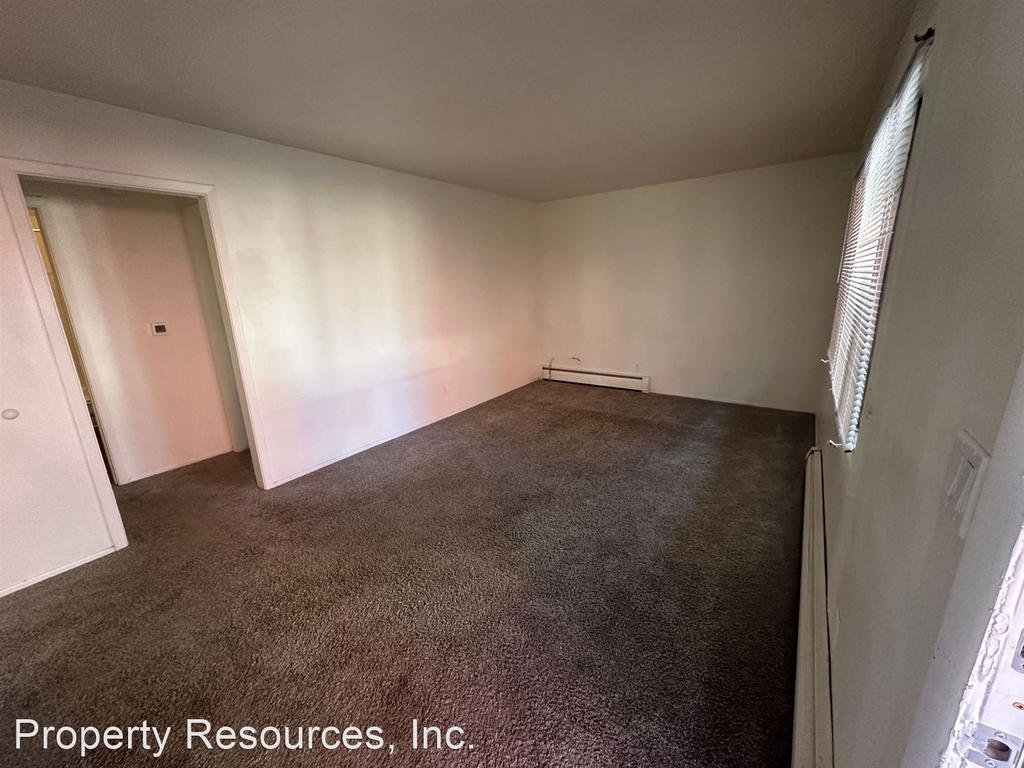 723 Marine Street - Photo 2