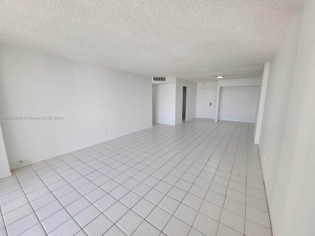 18151 Ne 31 Ct - Photo 10