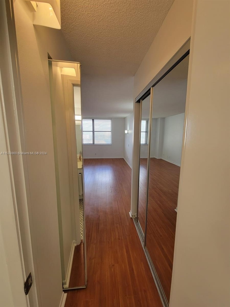 18151 Ne 31 Ct - Photo 20