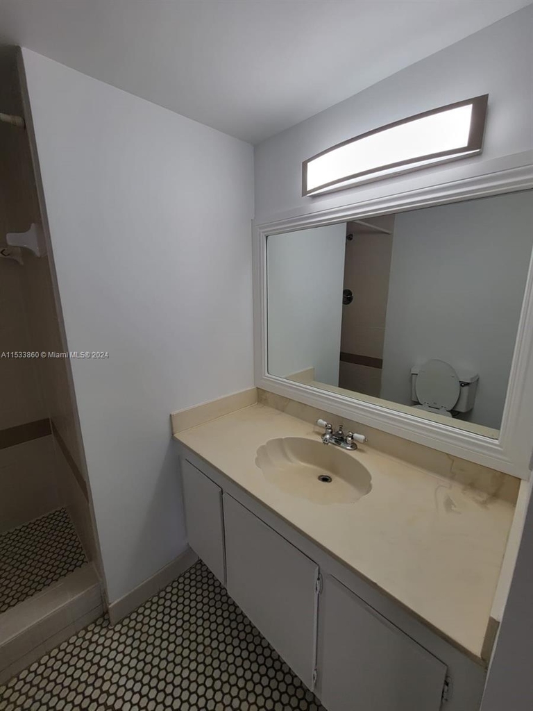 18151 Ne 31 Ct - Photo 14