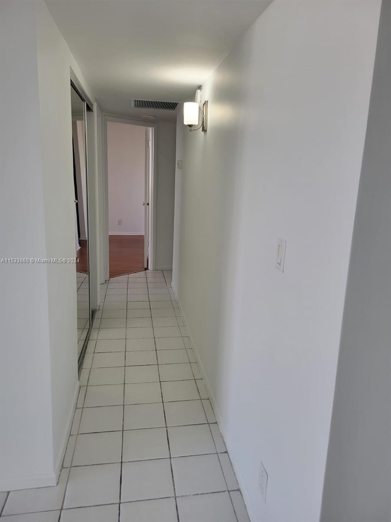 18151 Ne 31 Ct - Photo 17