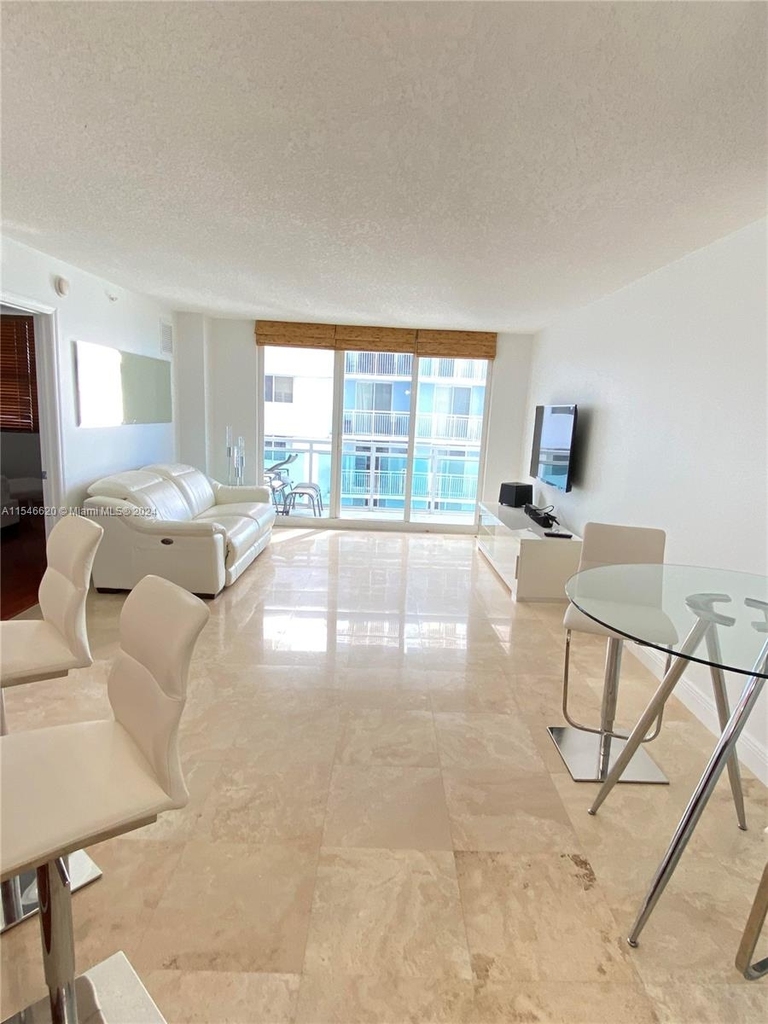 6917 Collins Ave - Photo 4