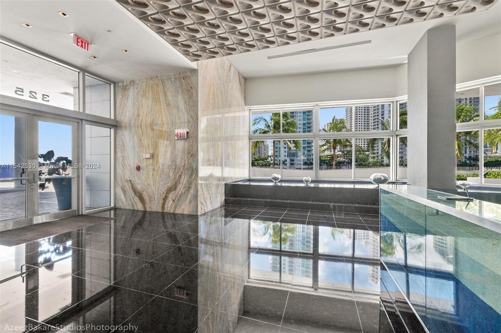 325 S Biscayne Blvd - Photo 37