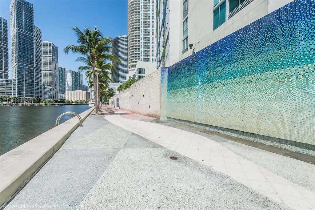 325 S Biscayne Blvd - Photo 45