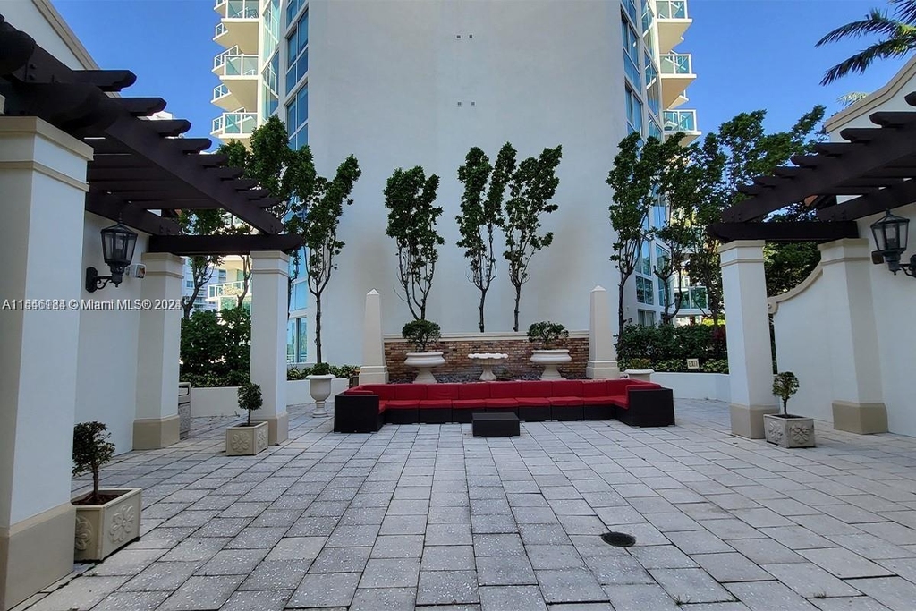 250 Sunny Isles Blvd - Photo 6