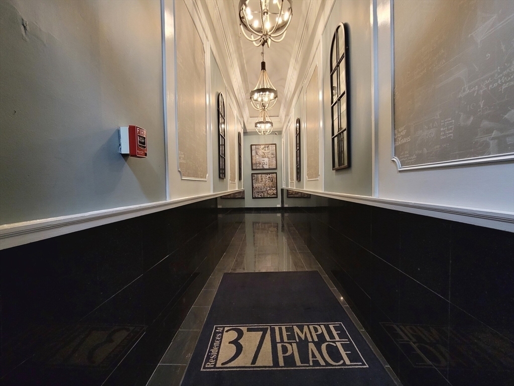 37 Temple Place - Photo 17