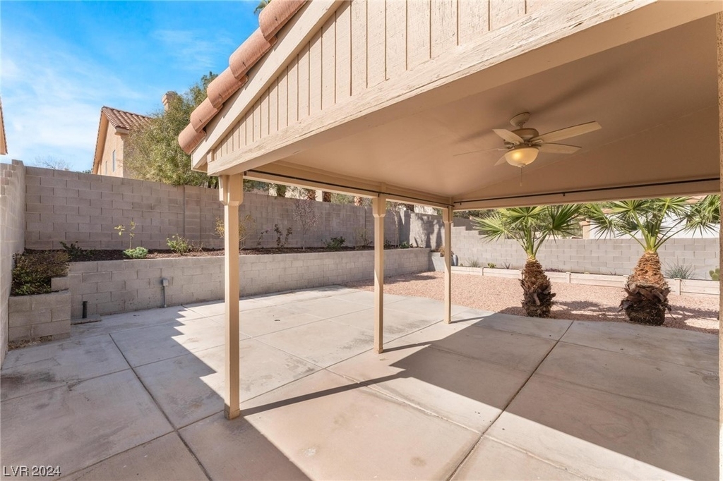 1617 Royal Canyon Drive - Photo 33