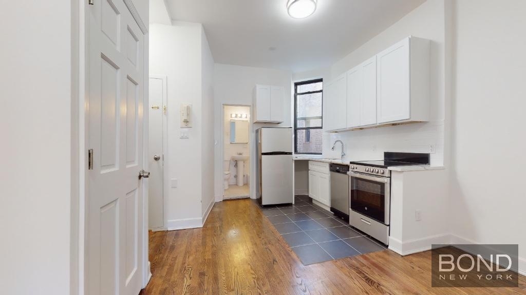 332 East 93rd Street - Photo 1