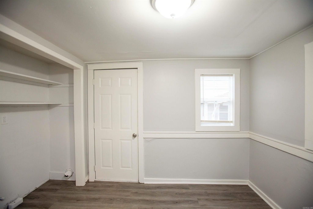 1409 W 18th Street - Photo 9