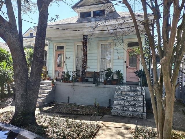 2814 Banks Street - Photo 0