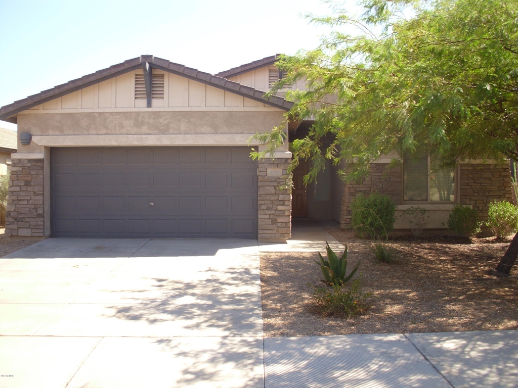 8455 W Buckhorn Trail - Photo 0