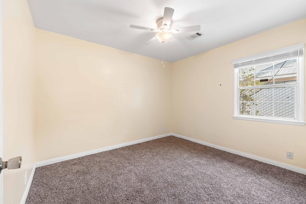 44203 Date Avenue - Photo 15