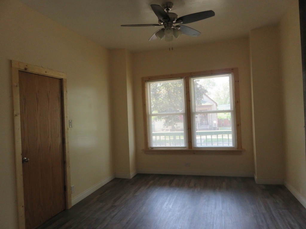 124 W 114th Street - Photo 2