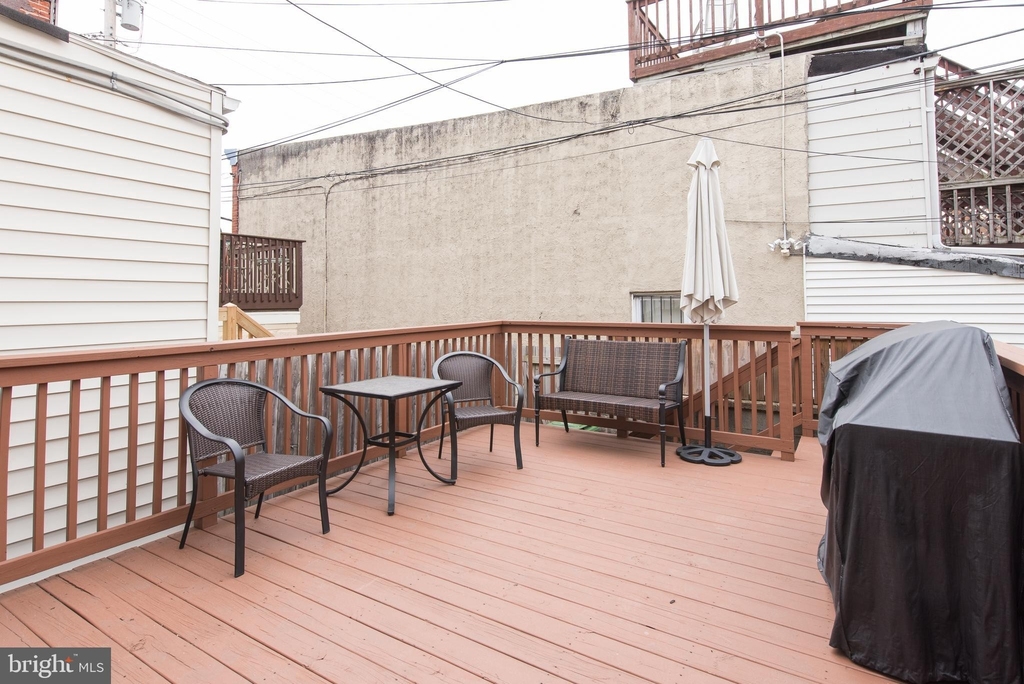 3205 Hudson Street - Photo 28