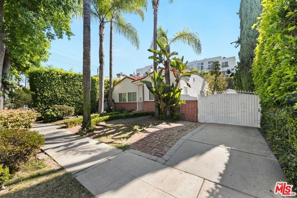 312 S La Peer Dr - Photo 22