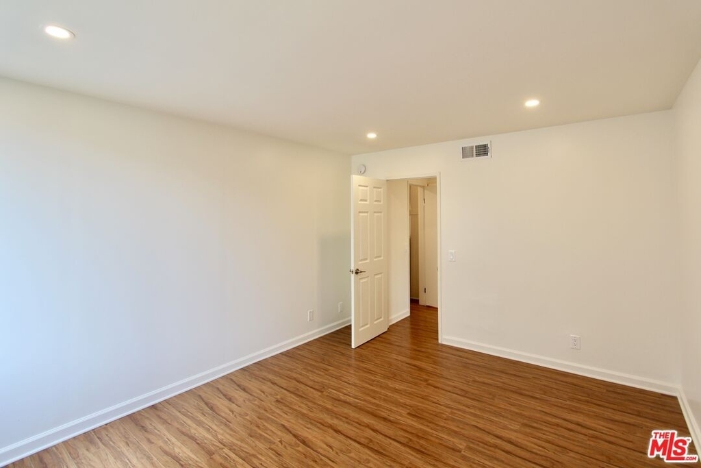 10747 Wilshire Blvd - Photo 25