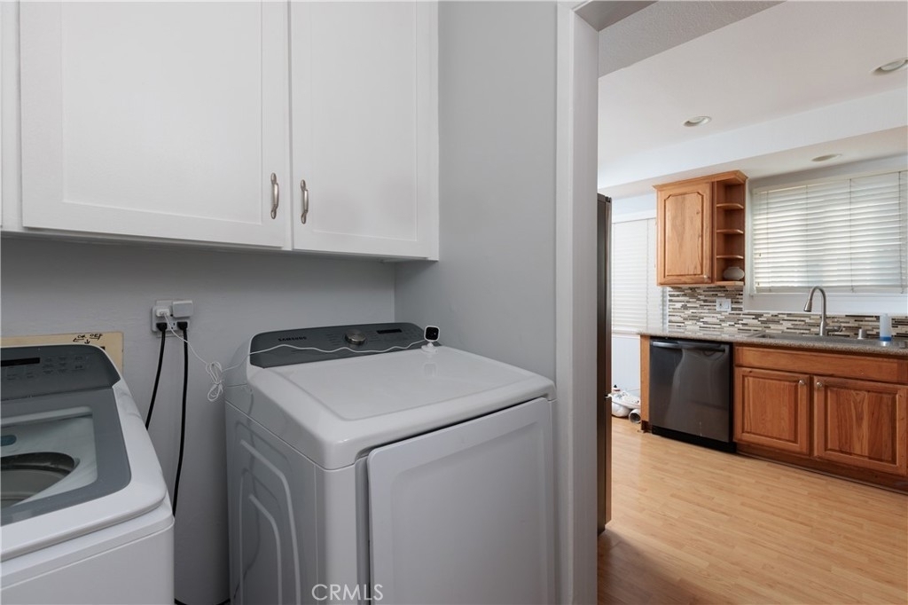 1217 W 213th Street - Photo 5