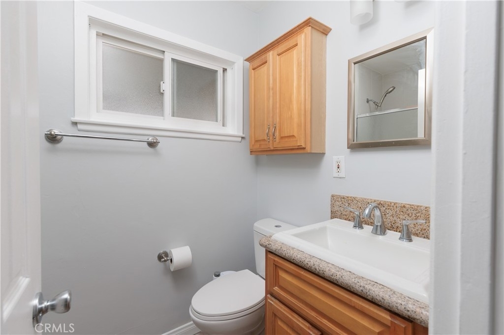 1217 W 213th Street - Photo 4