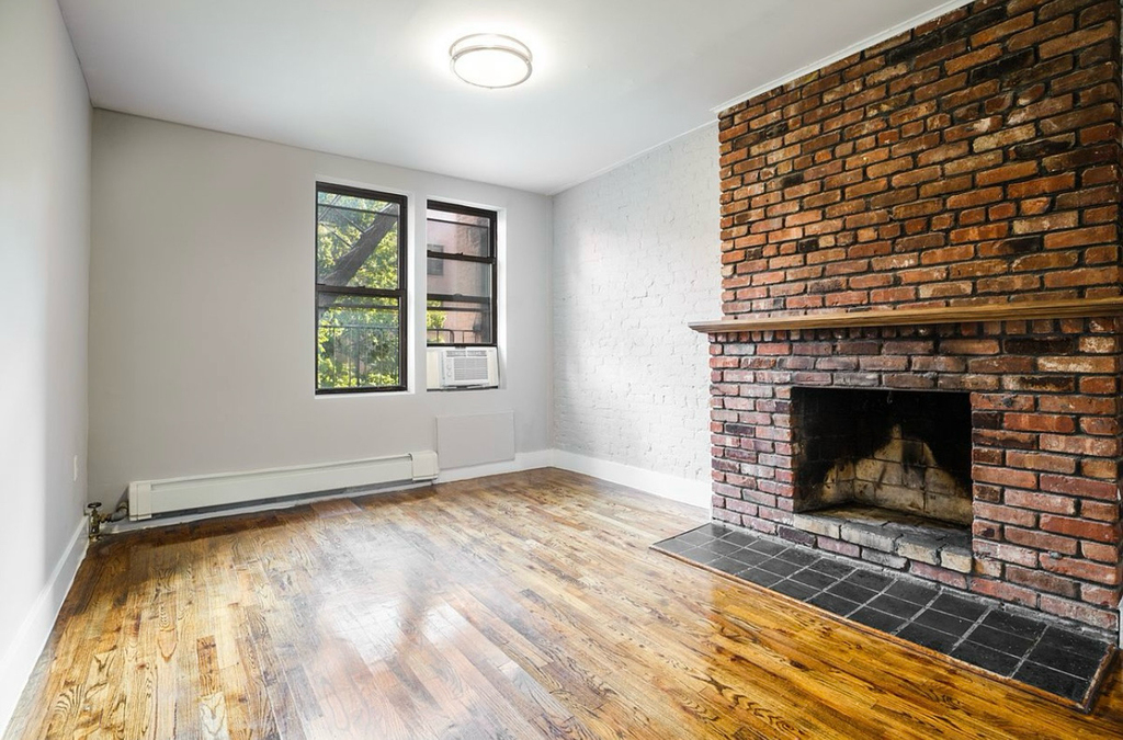 416 West 23rd Street - Photo 2