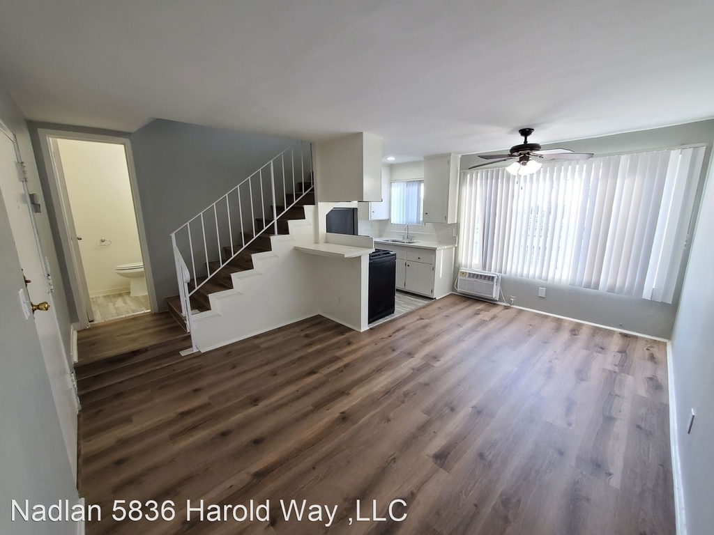 5836 Harold Way - Photo 1