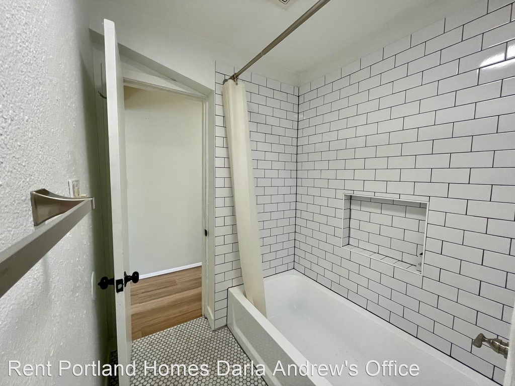 7408 N Delaware Ave - Photo 21