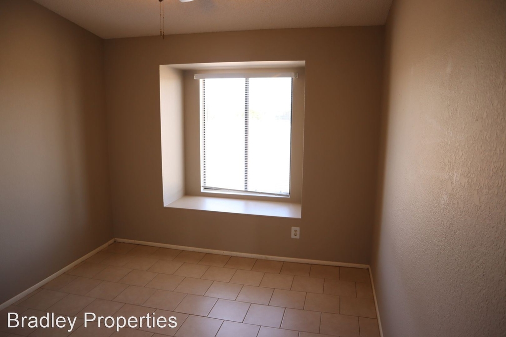 5472 Hereford - Photo 16