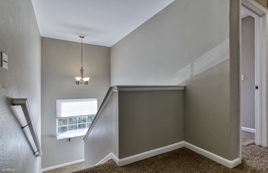 2685 Live Oak Court - Photo 19