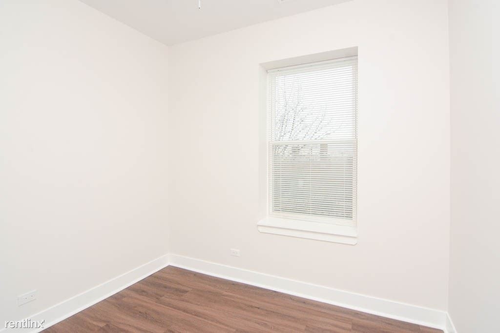 4352 N. Troy, Unit 6 - Photo 10