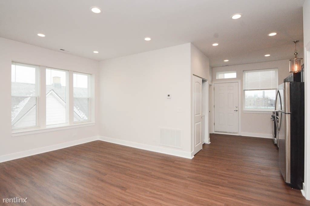 4352 N. Troy, Unit 6 - Photo 5