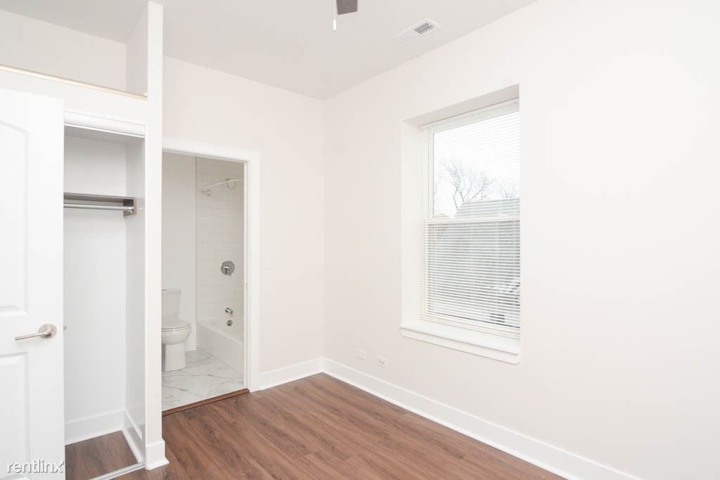 4352 N. Troy, Unit 9 - Photo 13