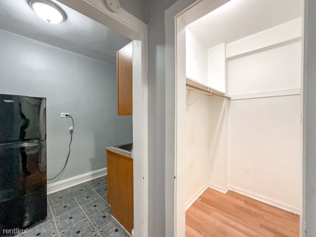 4602 N. Beacon, Unit A-4 - Photo 6