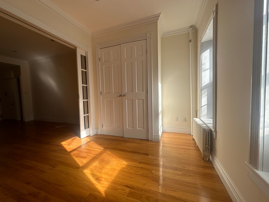 332 East 71st Street - Photo 11