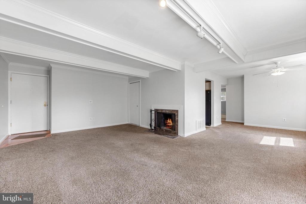 14 Warren Lodge - Photo 1