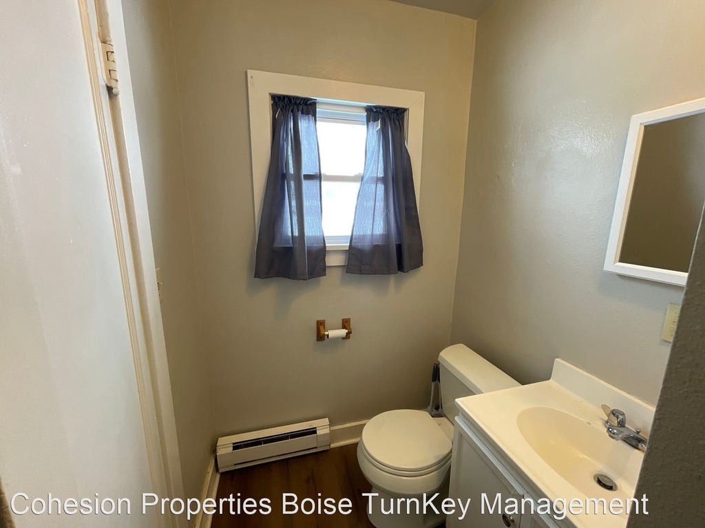 132 Hudson Ave - Photo 17