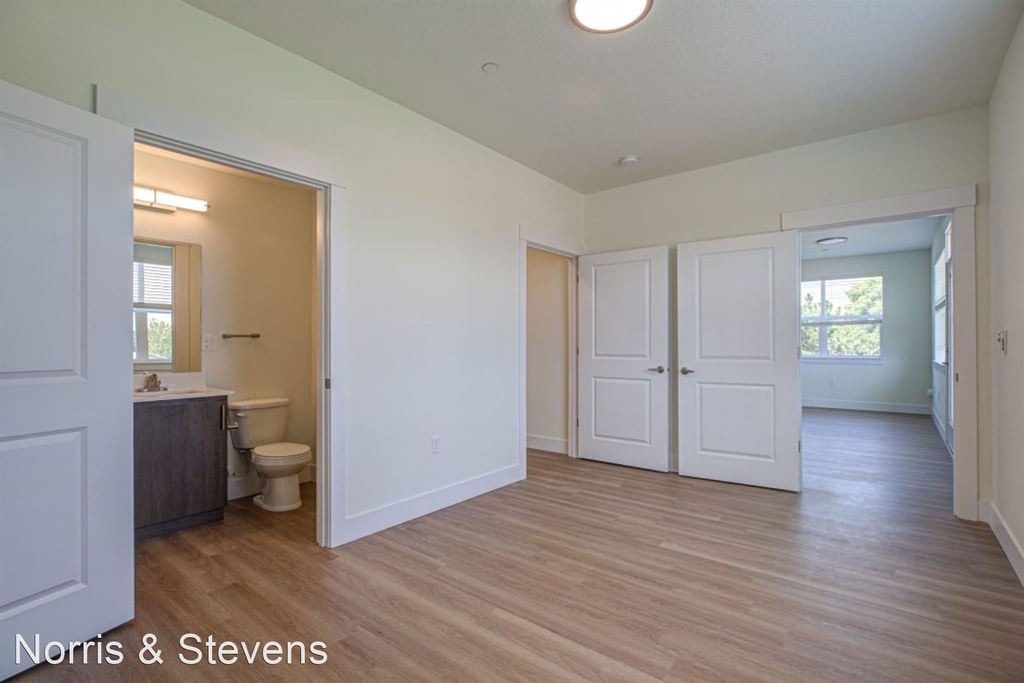 4242 E 18th Street - Photo 27