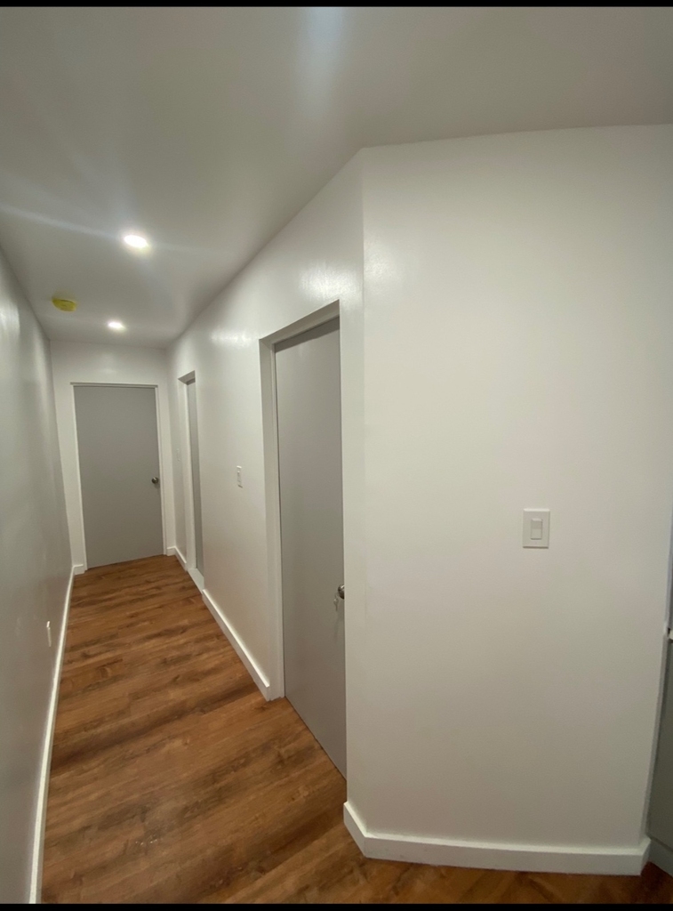 2719 West 16th Street - Photo 2