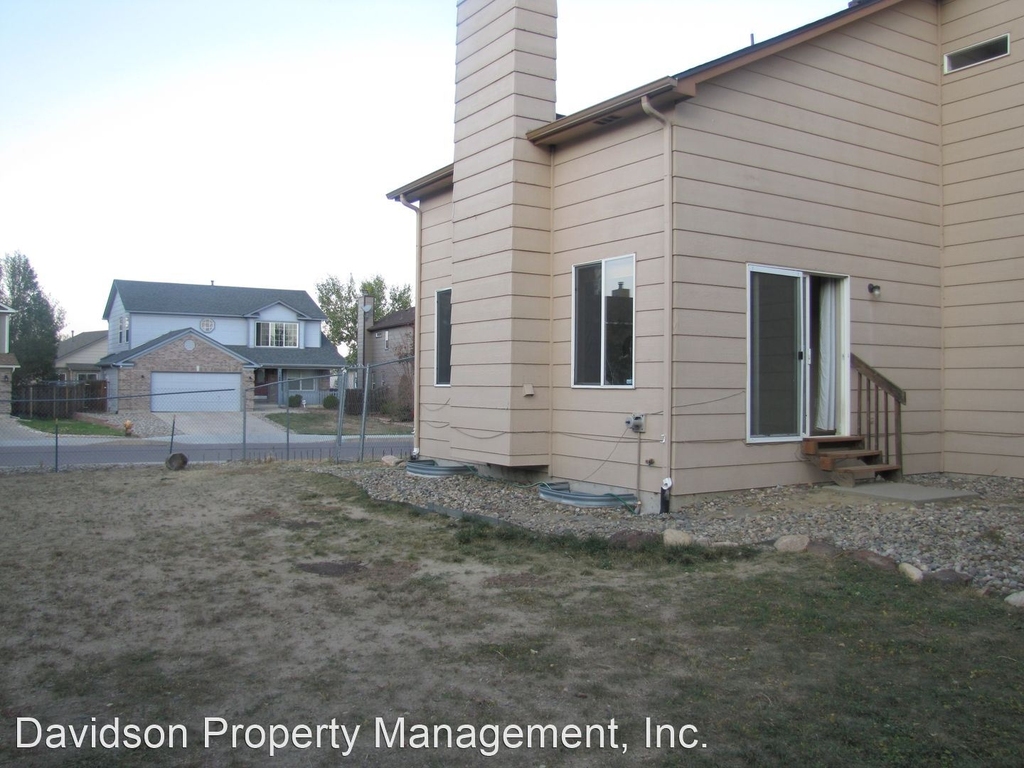 1362 Nutwood Dr - Photo 11