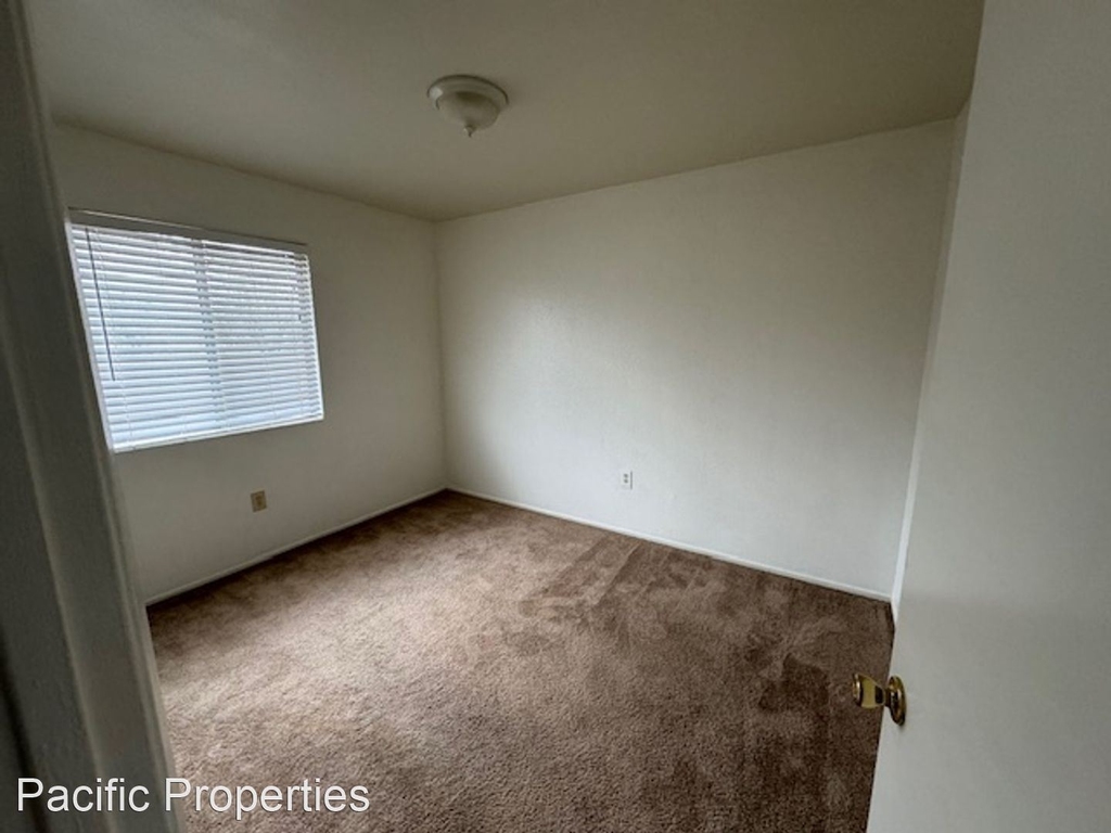 8686 Franklin Street - Photo 7